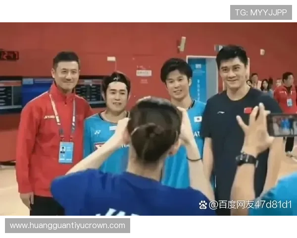 傅海峰居然把客厅改成训练场,邻居都懵了! 傅海峰居然把客厅改成训练场,邻居都懵了!