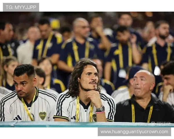 卡瓦尼训练完顺手把蛋白粉当奶粉冲给孩子喝了