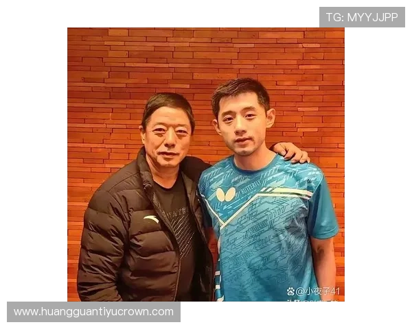 张继科又开始健身？家里器械比健身房多一百倍吧！