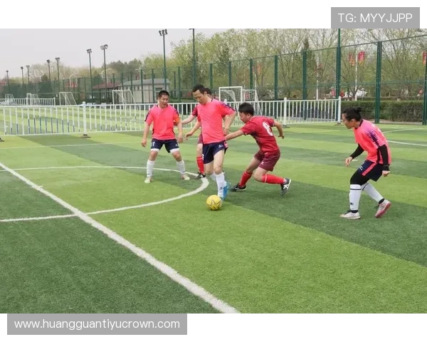 开赛最低人数不足会判负？规则拆解11人制足球的底线要求